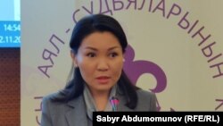 Элвира Сурабалдиева.