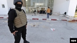 Музэй Бардо пасьля тэракту, сакавік 2015