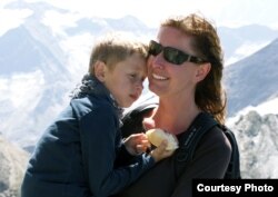 Ева Віткова з її сином