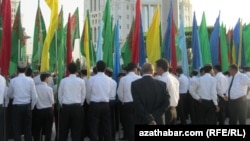 Çäreçi ýaşlar. Türkmenistan (arhiw suraty) 