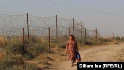 Казакстан менен Өзбекстандын ортосундагы Достык айылы.