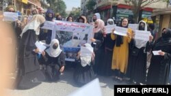 تصویر آرشیف: تعدادی از زنان معترض در کابل 