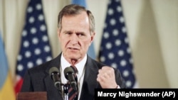 Экс-президент США Джордж Буш-старший