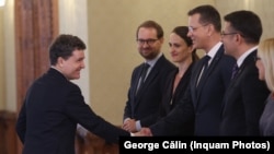 Nicușor Dan, președintele României, se întâlnește cu reprezentanții USR la Palatul Cotroceni din București. 19 iunie 2025.