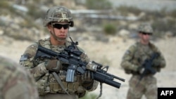 آرشیف، دو نیروی امریکایی در افغانستان