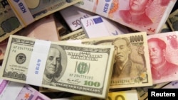 Көп акчаны аңдыгандар да көп.