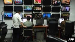 تعدادی از خبرنگاران و رسانه های تصویری افغانستان 