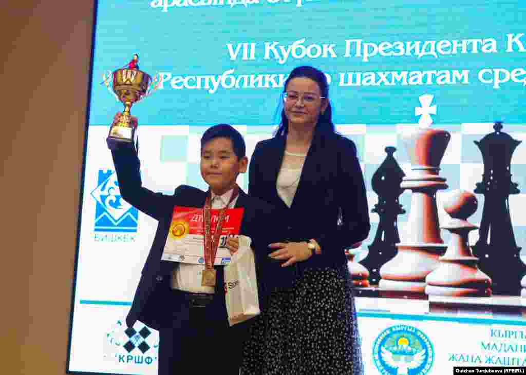 10 жашка чейинки балдар арасында алтын байгени Баэл Мурадылов утуп алды.&nbsp;