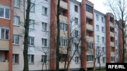 Адистер жазында үйлөр арзандашы ыктымал деп жатышат.