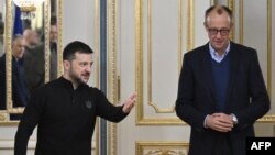 Президент Владимир Зеленский жана Германиянын Христиан-демократтар партиясынын лидери Фридрих Мерц. Киев, 9-декабрь 2024-жыл