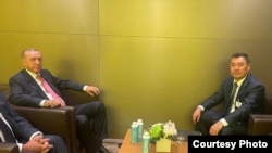 Режеп Тайып Эрдоган жана Садыр Жапаров, Нью-Йорк, 20-сентябрь. 