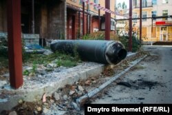 Залишки російської ракет С-300, якими російська армія, посеред іншого, обстрілювала Миколаїв. 22 вересня 2022 року