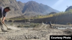 Куралдуу кол салууда жардырылган көпүрөдөгү каттам 2--сентябрда кайра жанданган. 