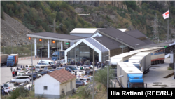 КПП «Казбеги – Верхний Ларс» (иллюстративное фото)