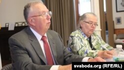 Былы амбасадар Дэвід Суорц заклікае ЗША прызнаць Раду БНР