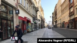 Центральна пішохідна вулиця Праги спорожніла