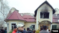 Бакиевдин Бишкектеги үйү, 8-апрель, 2010-жыл 