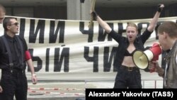 Ольга Шалина на акции в Москве 