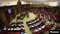 Ազգային ժողովի նիստերի դահլիճը խորհրդարանի աշխատանքի ժամանակ, արխիվ