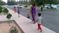 Diňle: Salam, Dogan! Ene, çaga aýraçylygy we onuň mümkin bolan netijeleri