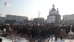 У Маріуполі вшанували пам'ять загиблих під час обстрілу, що стався рік тому (відео)