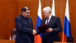 Муртузали Муртузалиев (слева)