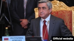 Президент Армении Серж Саргсян принимает участие в саммите СНГ (архив)