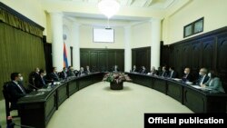 Կառավարության նիստ, արխիվ