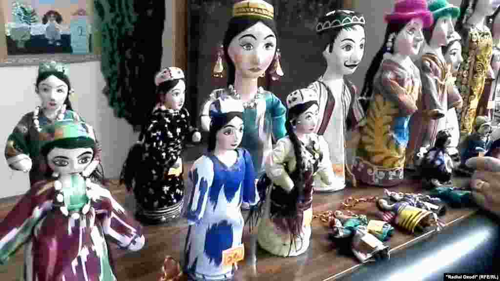 Лухтакҳои сохти Фирӯза Сулаймонова