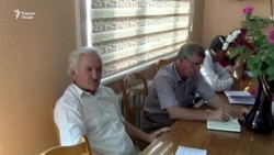 Муҷозоти се нафар барои "облава"-и хабарнигори Озодӣ