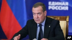 Дмитрий Медведев