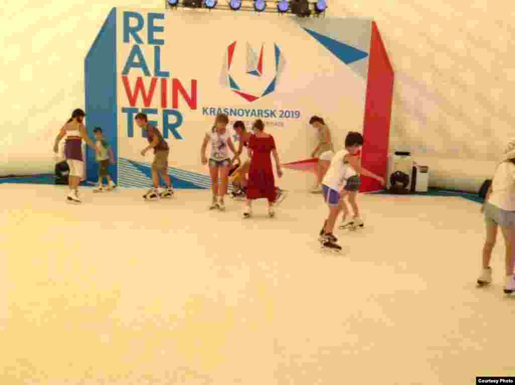 Тимераякта шуа торган залда да бик бөркү, ясалма боз да эрергә чамалый, ахры