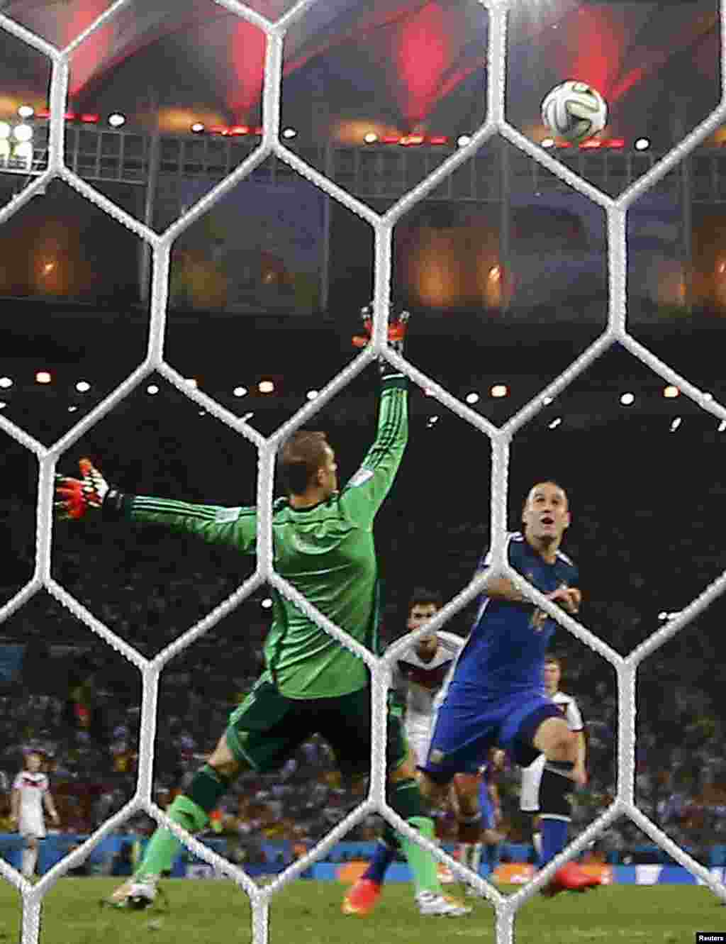 Ҷараёни бозии ниҳоии футболи Ҷоми ҷаҳон 2014 миёни дастаҳои Олмон ва Аргентина, ки бо ғолибияти Олмон анҷом ёфт.