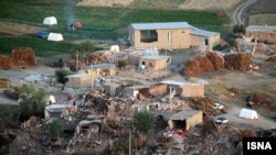 Населенный пункт в Иране, пострадавший от землетрясения