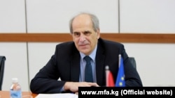 Евробиримдиктин Борбор Азия боюнча атайын өкүлү Петер Буриан.