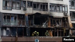 Атака Росії спринила пожежі в кількох районах столиці, повідомляє місцева влада