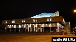 Камал театры бинасы