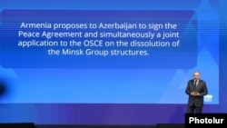 Armenia - Prime Minister Nikol Pashinian speaks during an international conference in Yerevan, May 26, 2025.