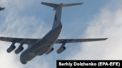 Вантаж доставить український військовий транспортник Іл-76 (ілюстраційне фото)