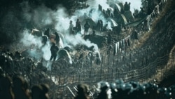 Мігранты непадалёк ад памежнага пераходу «Брузгі» — «Кузьніца»