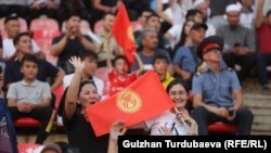 Кыргызстандын футбол күйөрмандары. 