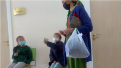 Aşgabatdaky “Gurbansoltan eje” çagalar hassahanasynda "uzakly gün" nobatda garaşdyrýarlar