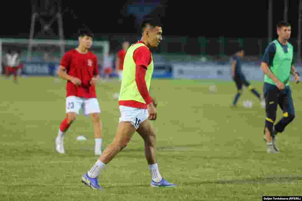 Беттештин алдындагы көнүгүү учуру.