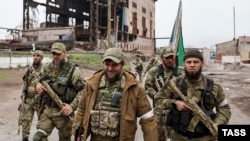 ДӀалаьцначу Мариуполехь нохчийн эскархой. Архиван сурт