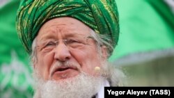 Талгат Тажуддин.