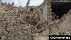 یک خانه تخریب شده در اثر زلزله در ولایت خوست