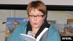 Тацяна Сапач чытае свае вершы