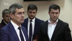 Суд оголосив перерву до ранку в справі Насірова