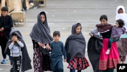 مهاجران افغان در کمپ پناهندگان در جرمنی