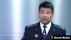 Самат Исабеков.